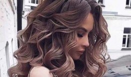 长头发吃瓜,探寻长发与美食的奇妙邂逅