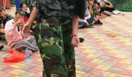 教官吃瓜群众视频大全集,揭秘军营里的欢乐瞬间